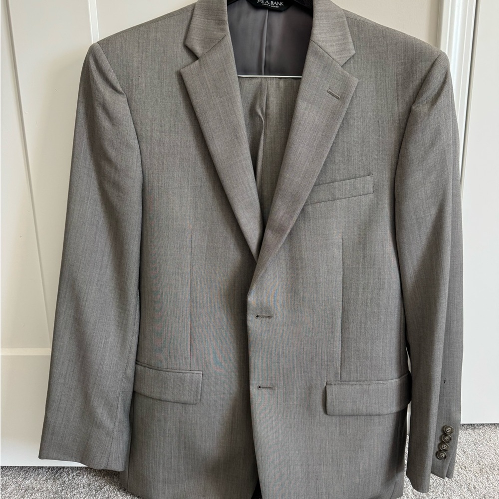 Men's Gray Suit Jos A Bank